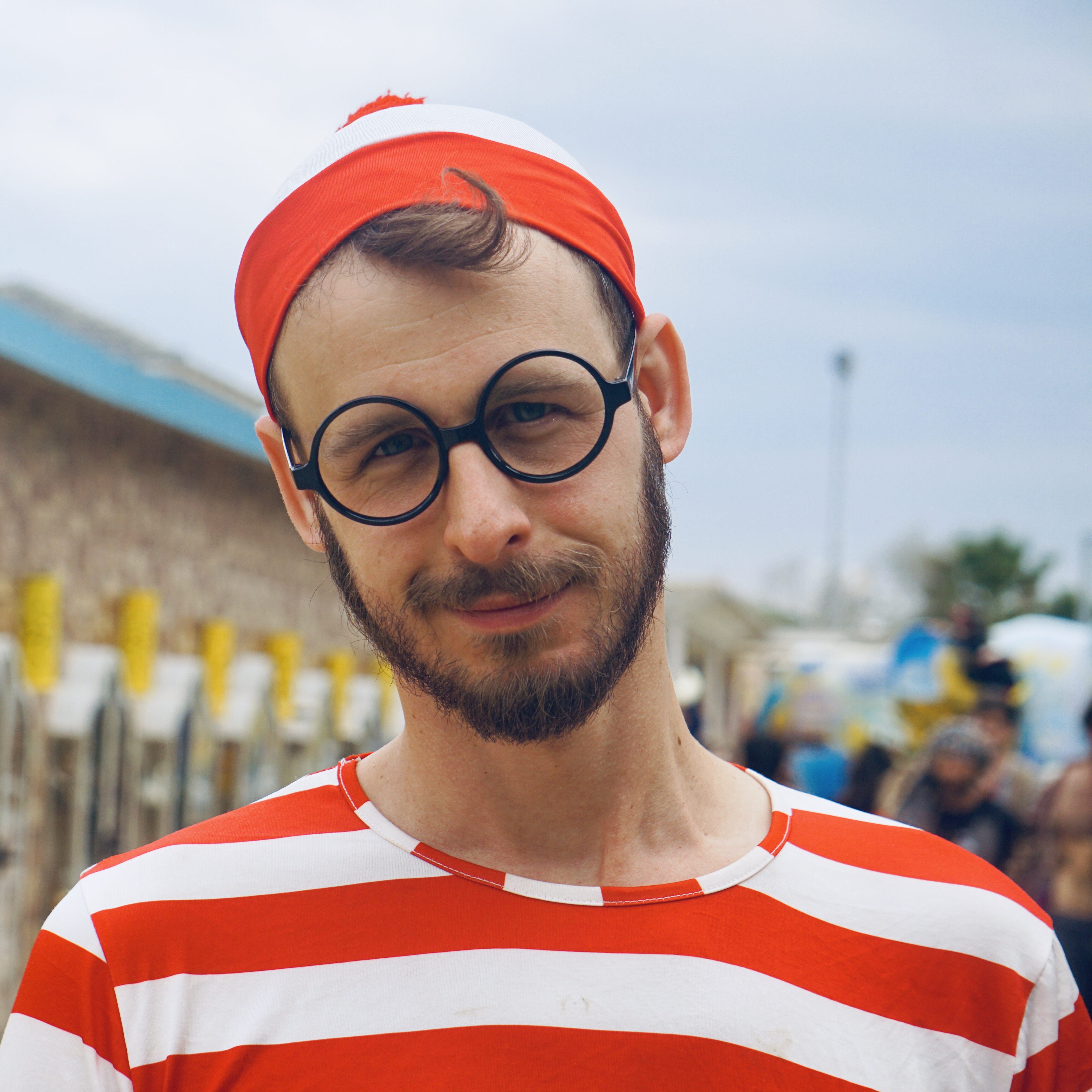 אפי